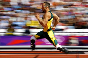 BANDAOAPP-德罗巴新星关键助攻表现惊艳，IG未来可期！